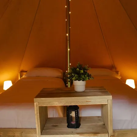 Taiga Conil Camping